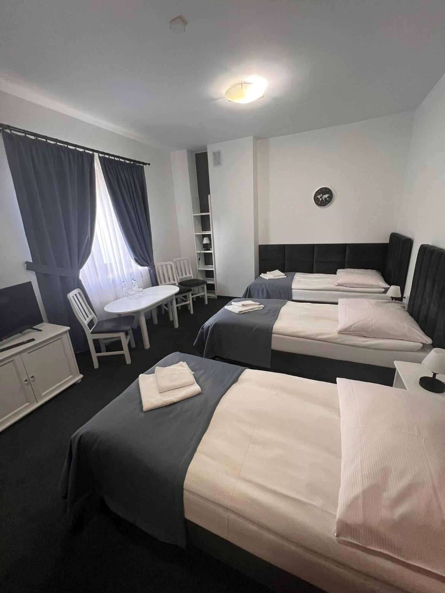Hotel Park Opoczno Εξωτερικό φωτογραφία