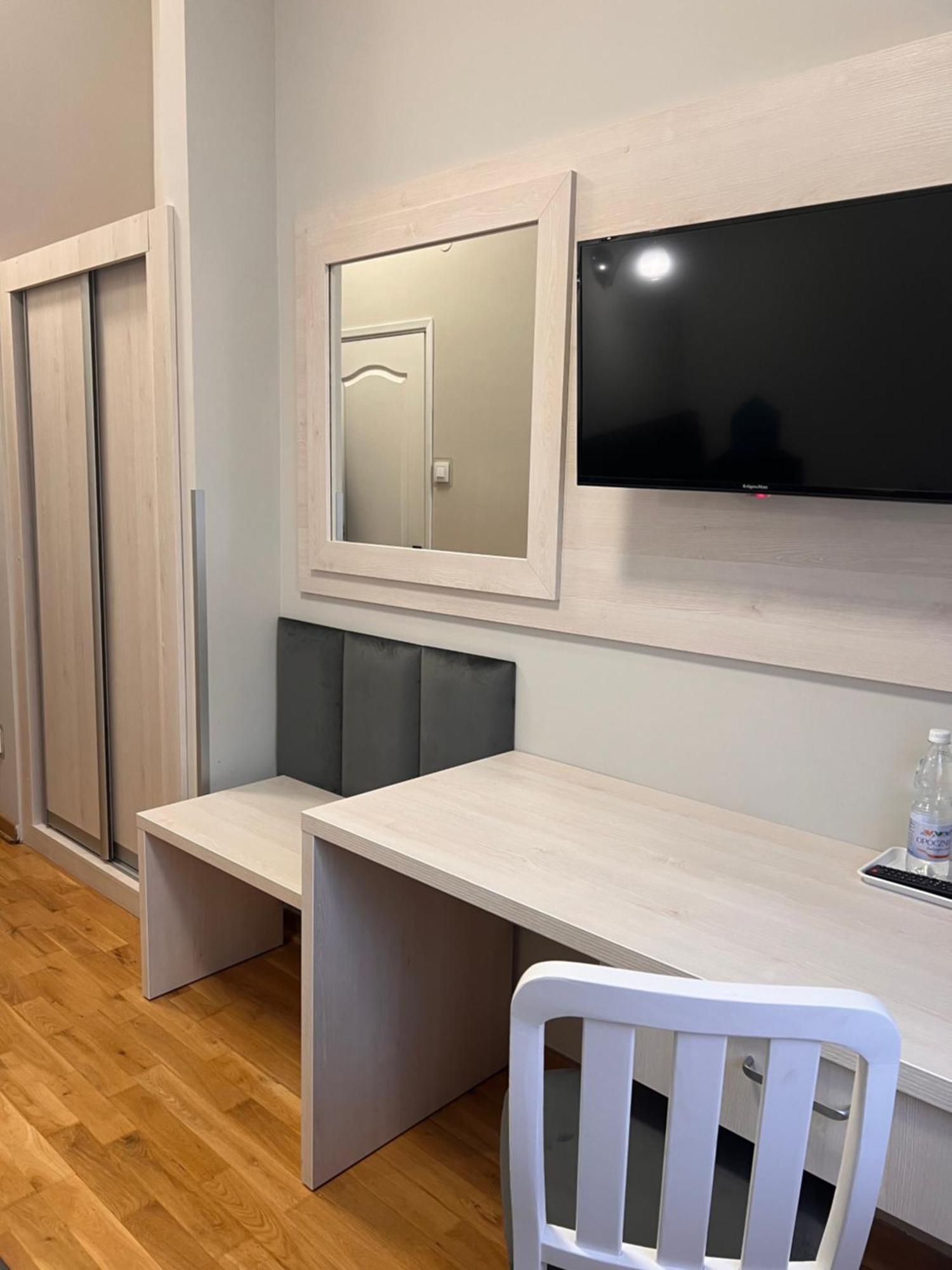 Hotel Park Opoczno Εξωτερικό φωτογραφία