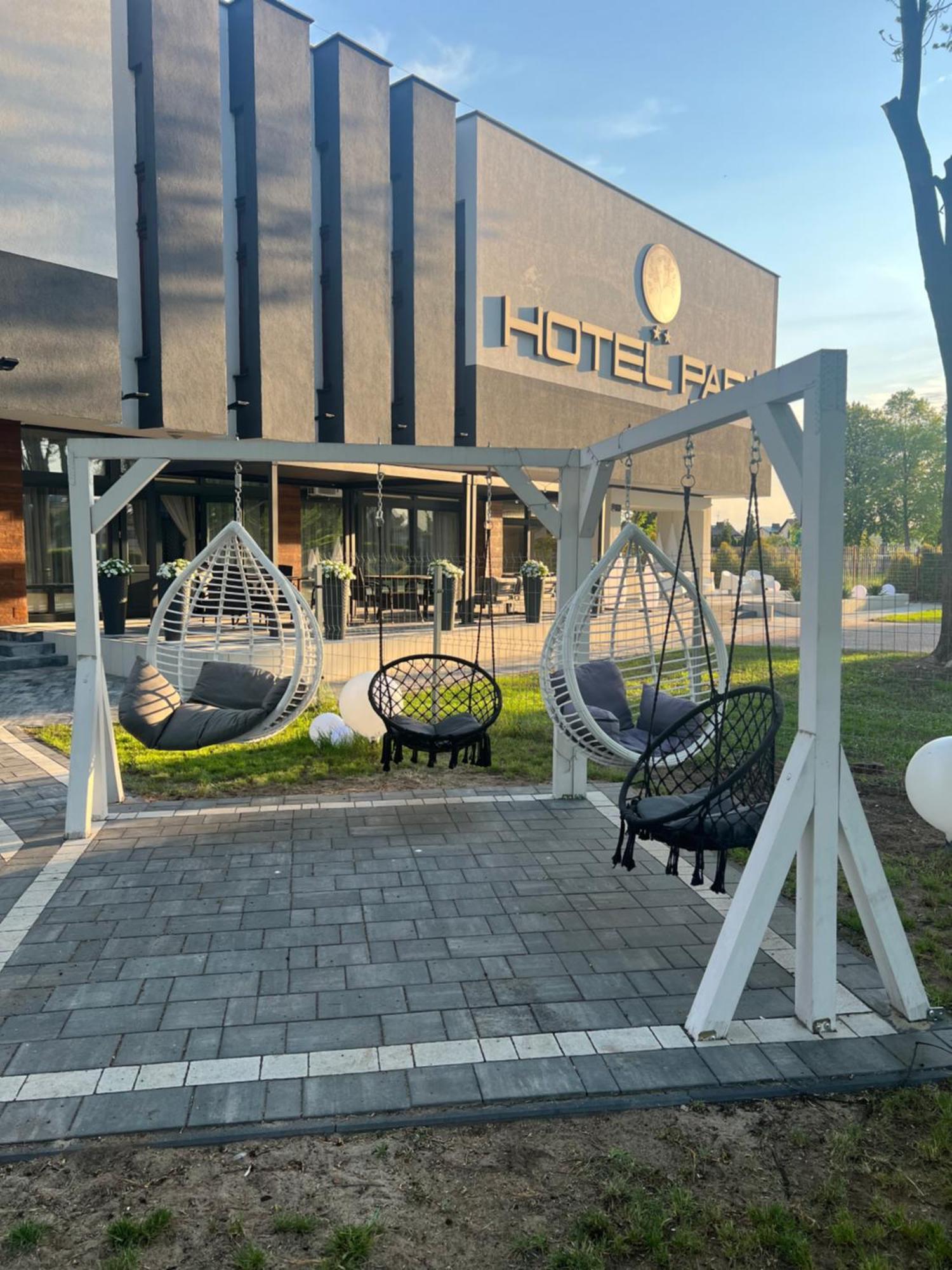 Hotel Park Opoczno Εξωτερικό φωτογραφία